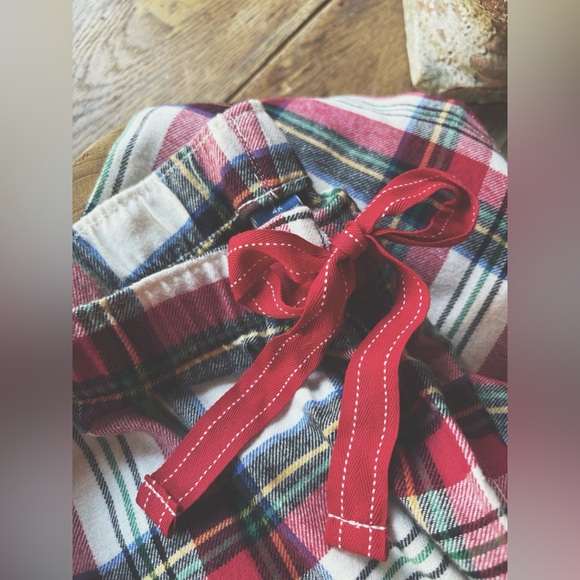 Old NAVY Pajama Bottoms Flannel & Complimentary Tee - Picture 3 of 11